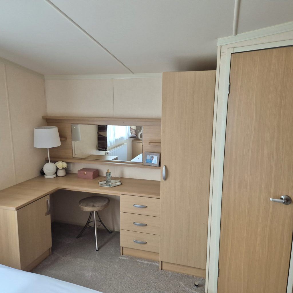 Swift Bordeaux - Image 14